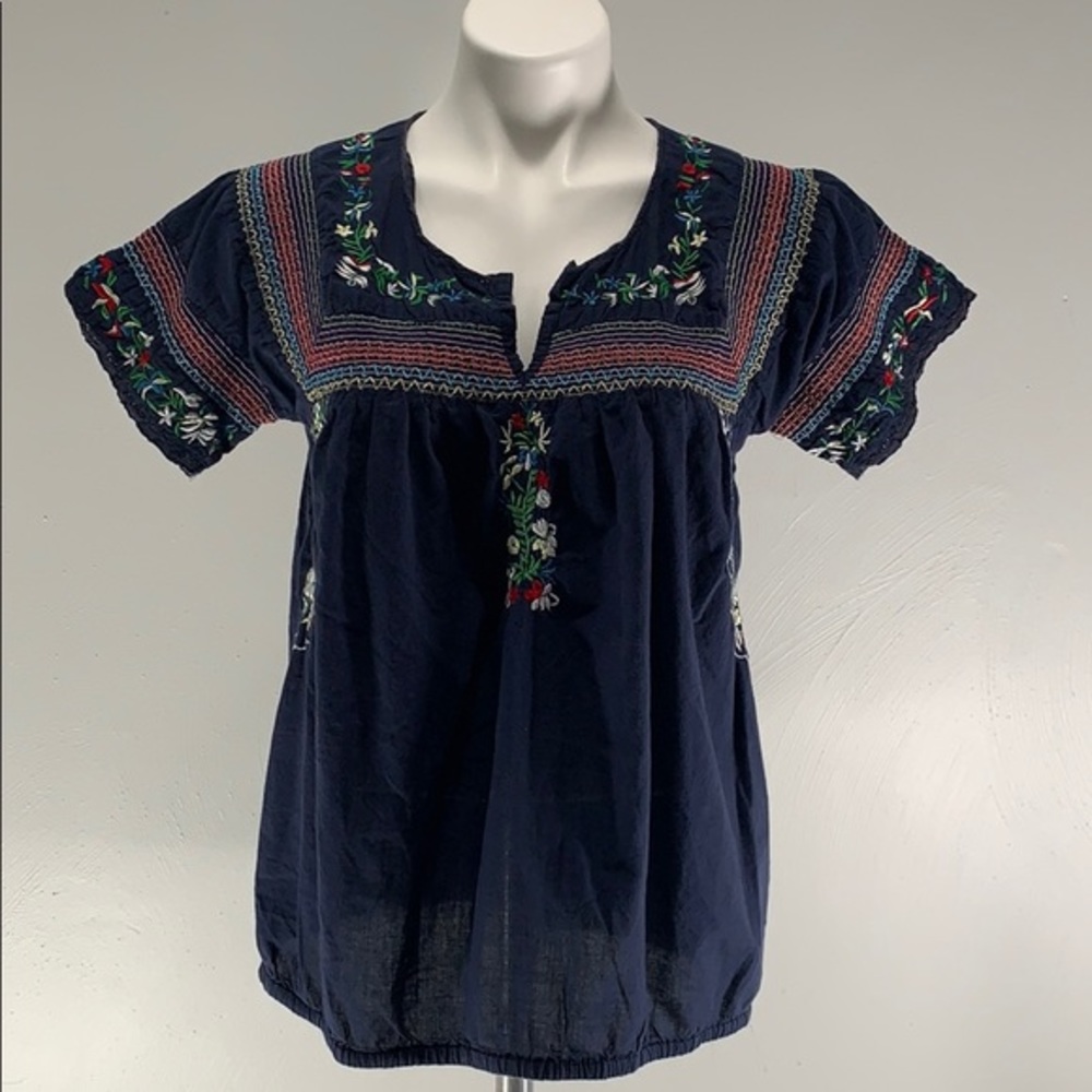 Jennifer and Grace embroidered top